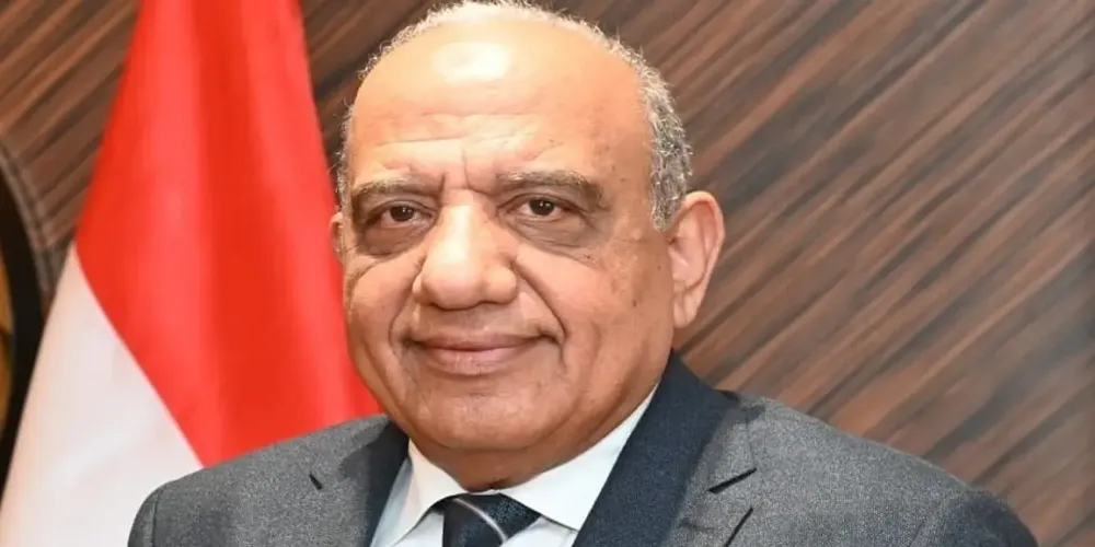 محمود عصمت